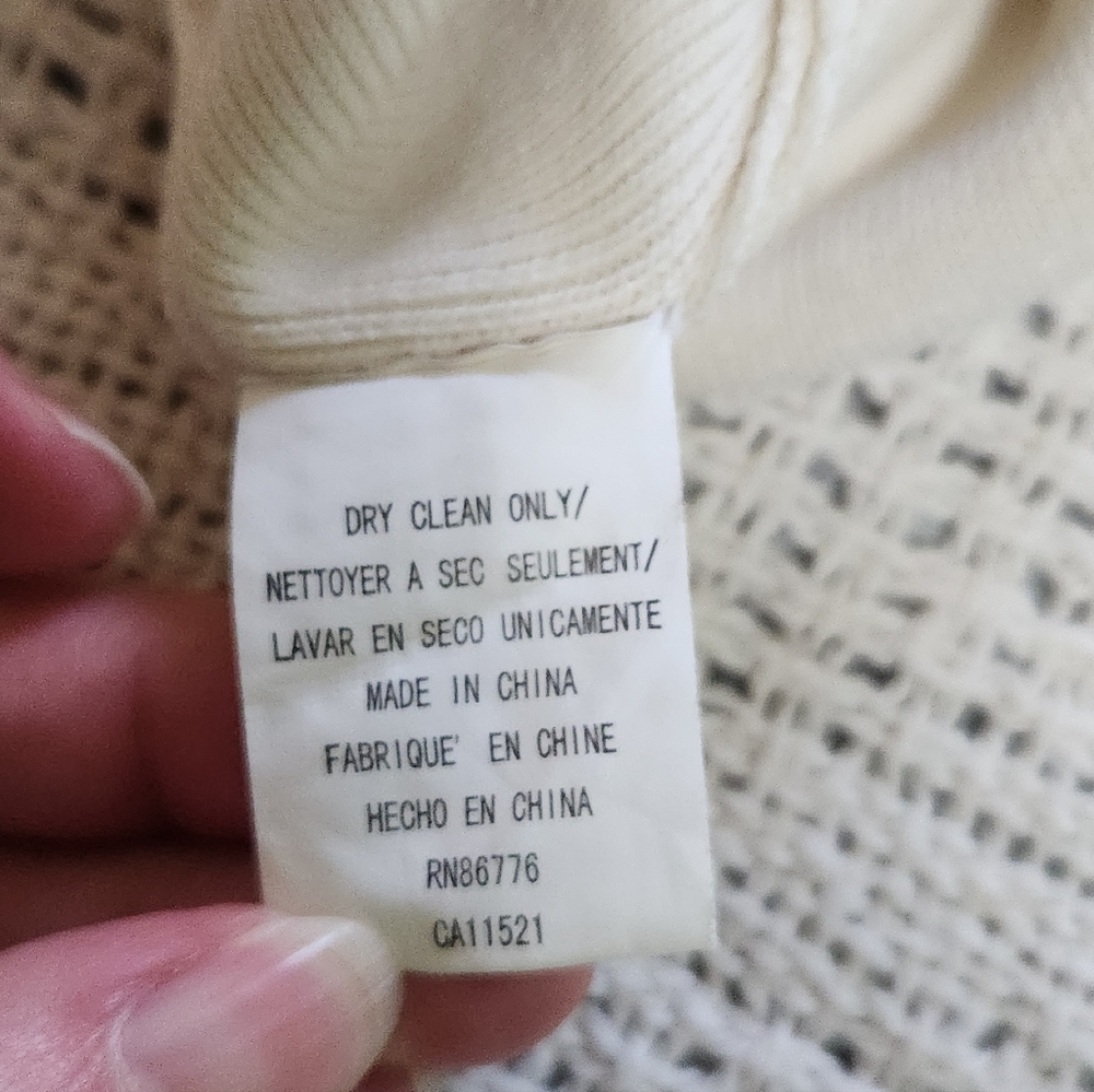 Creme Camisole - Picture 12 of 13